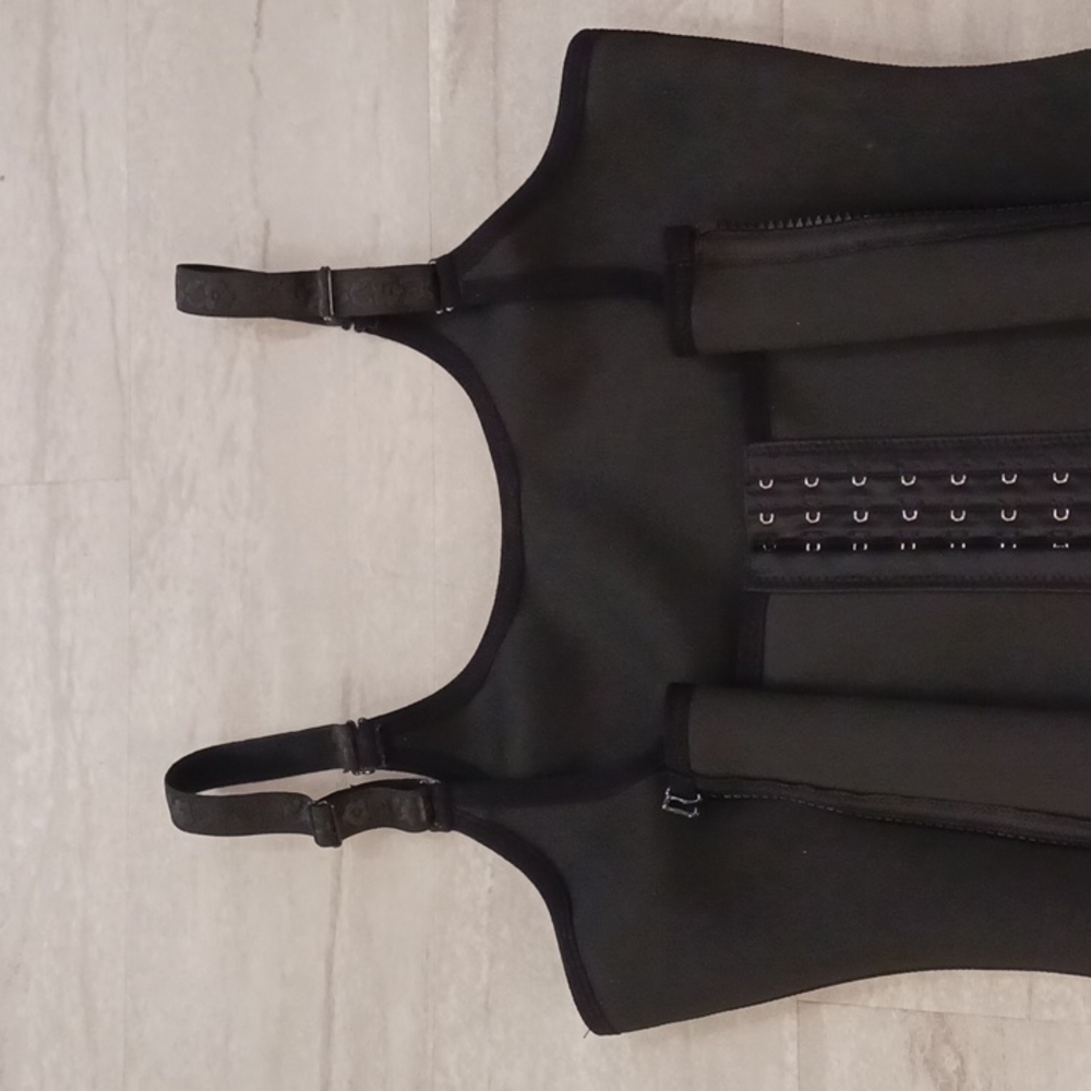 Black Slimming vest - waist & belly. Size large. - Picture 4 of 15